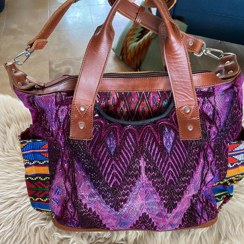 Nena and Co large convertible handbag